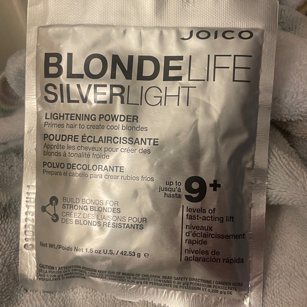 *SOLD ON MERCARI Hair bleach